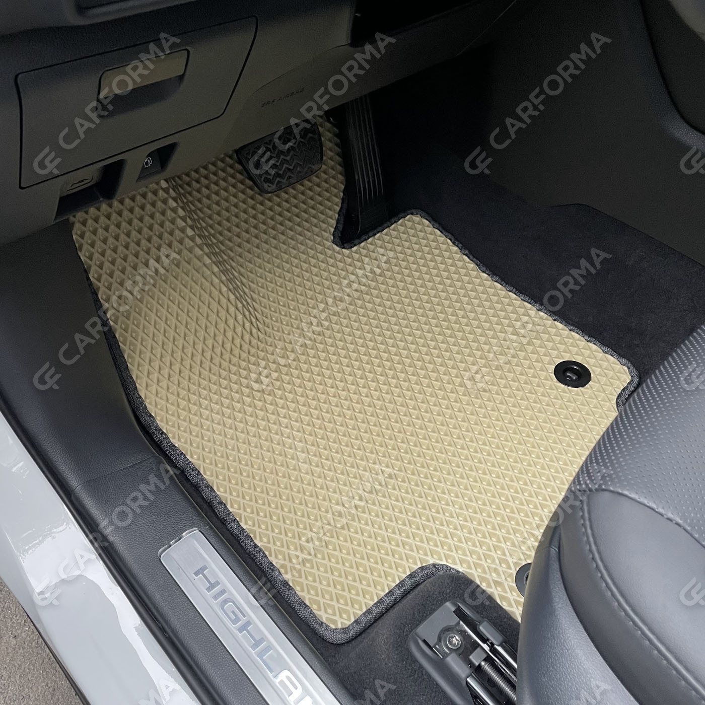 Ворсовые коврики на Toyota Highlander IV 2019&nbsp;-&nbsp;2026 в Красноярске