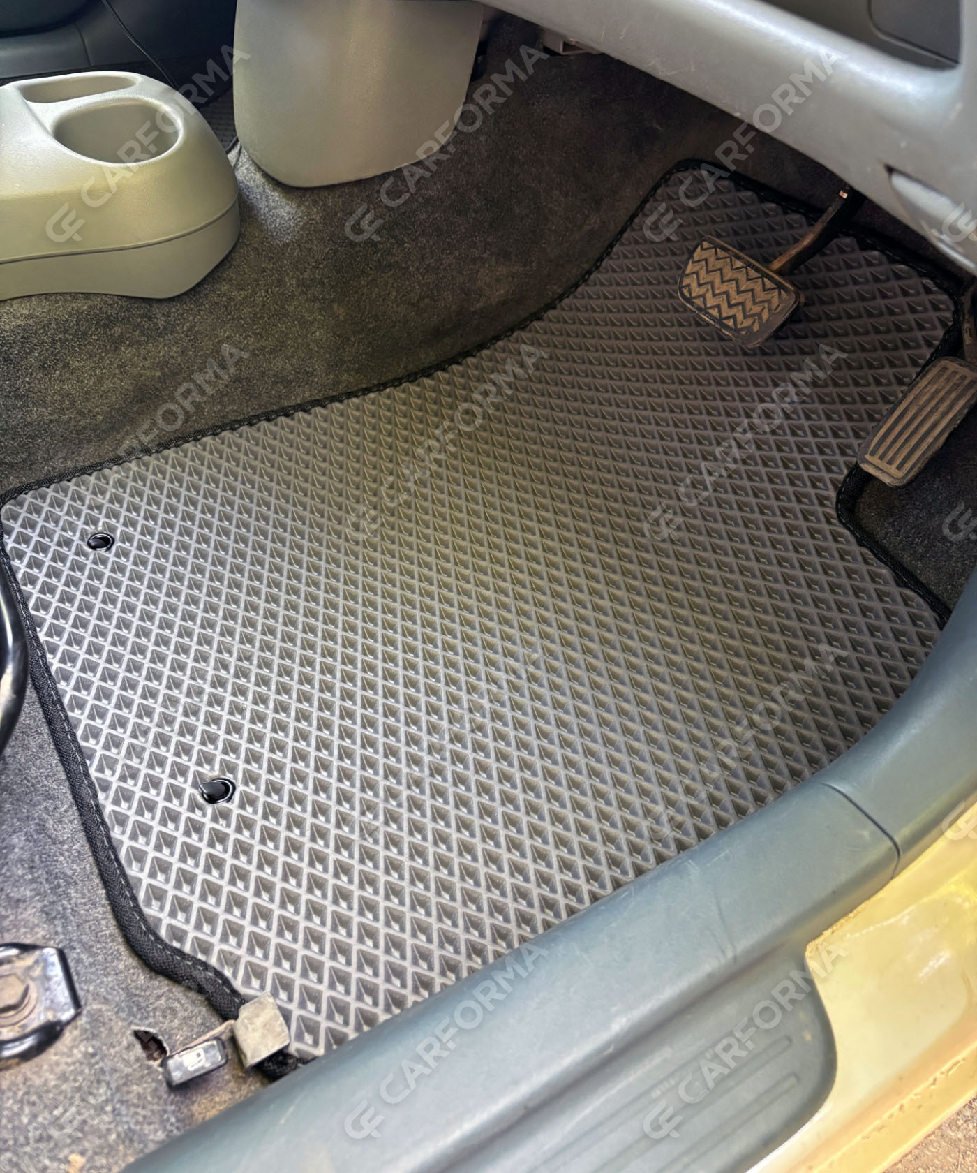 EVA коврики на Toyota Vitz I 1998&nbsp;-&nbsp;2005 в Красноярске