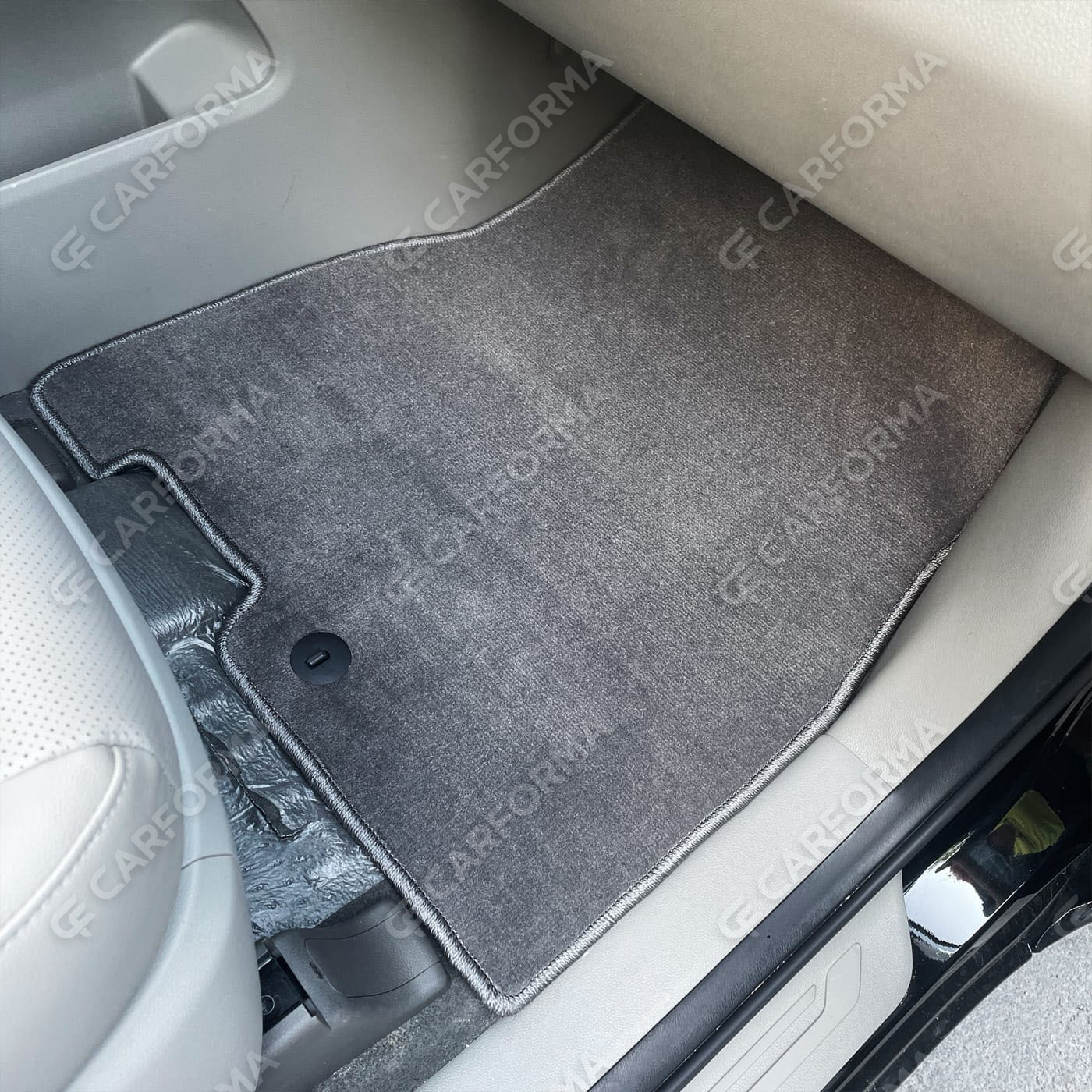 Ворсовые коврики на KIA Carnival III 9 мест и 11 мест 2014&nbsp;-&nbsp;2021 в Красноярске