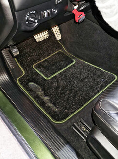 Коврики на Dodge Challenger III 2008&nbsp;-&nbsp;2023 в Красноярске