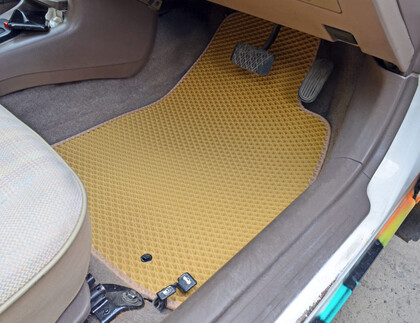 Ворсовые коврики на Toyota Tercel (L50) 1994 - 1999 в Красноярске