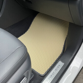 Ворсовые коврики на Toyota Crown Kluger 2021&nbsp;-&nbsp;2026 в Красноярске