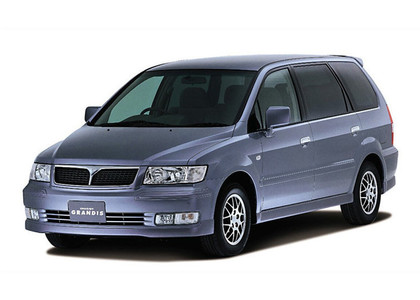 Ворсовые коврики на Mitsubishi Chariot Grandis 1997 - 2003 в Красноярске