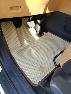 Ворсовые коврики на KIA Carnival IV 8 мест 2020&nbsp;-&nbsp;2026 в Красноярске