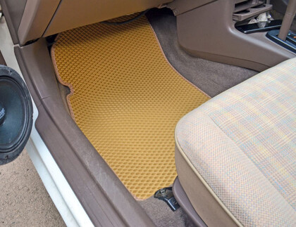 Ворсовые коврики на Toyota Tercel (L50) 1994 - 1999 в Красноярске