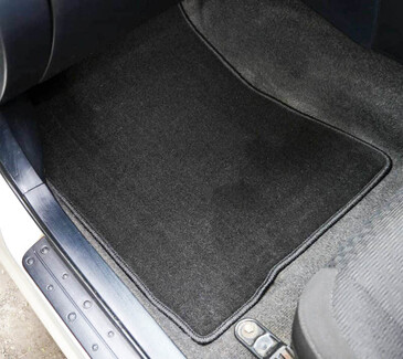 Ворсовые коврики на Toyota Altezza 1998&nbsp;-&nbsp;2005 в Красноярске