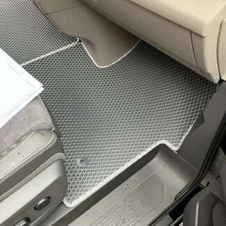 Ворсовые коврики на Volkswagen Multivan (T7) 2021&nbsp;-&nbsp;2026 в Красноярске